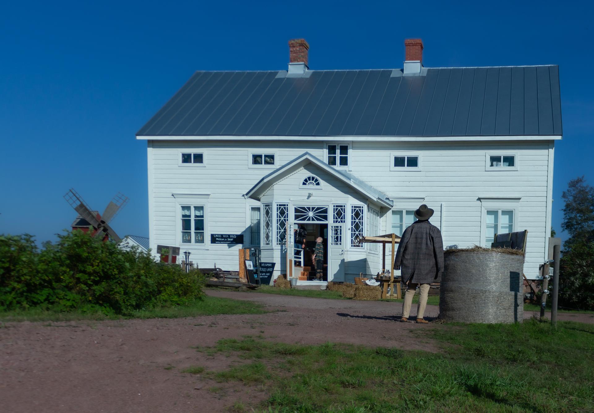 Mickels gård